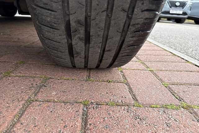 Nissan Qashqai 1.3 DIG-T (140ps) Acenta Premium