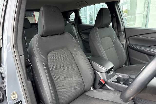 Nissan Qashqai 1.3 DIG-T (140ps) Acenta Premium