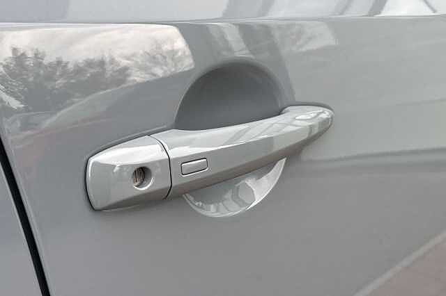 Nissan Qashqai 1.3 DIG-T (140ps) Acenta Premium