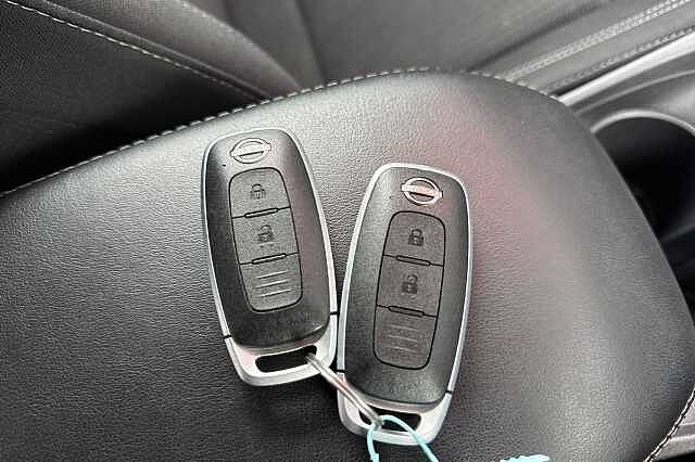 Nissan Qashqai 1.3 DIG-T (140ps) Acenta Premium