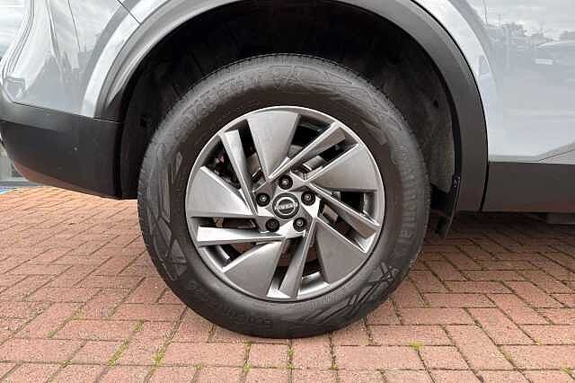 Nissan Qashqai 1.3 DIG-T (140ps) Acenta Premium