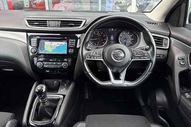 Nissan Qashqai 1.2 DiG-T N-Connecta