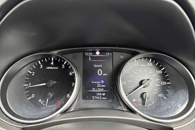 Nissan Qashqai 1.2 DiG-T N-Connecta