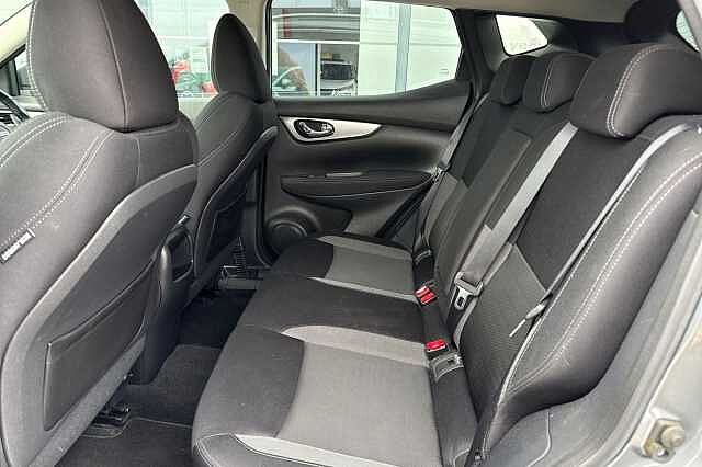 Nissan Qashqai 1.2 DiG-T N-Connecta