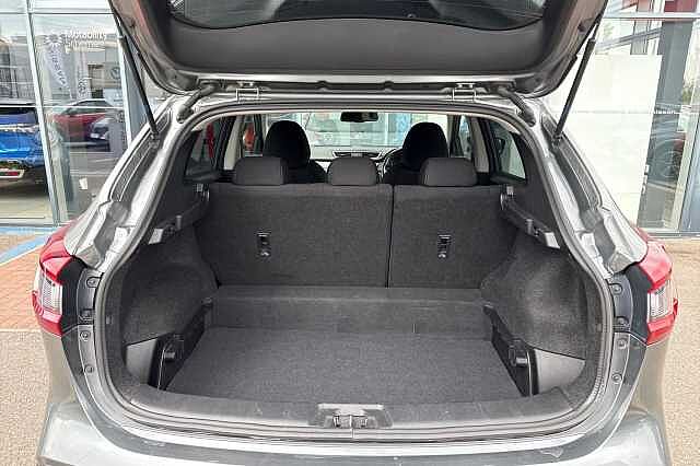 Nissan Qashqai 1.2 DiG-T N-Connecta