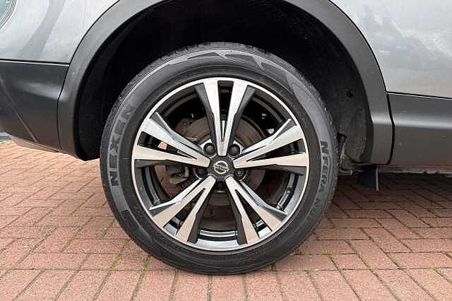 Nissan Qashqai 1.2 DiG-T N-Connecta