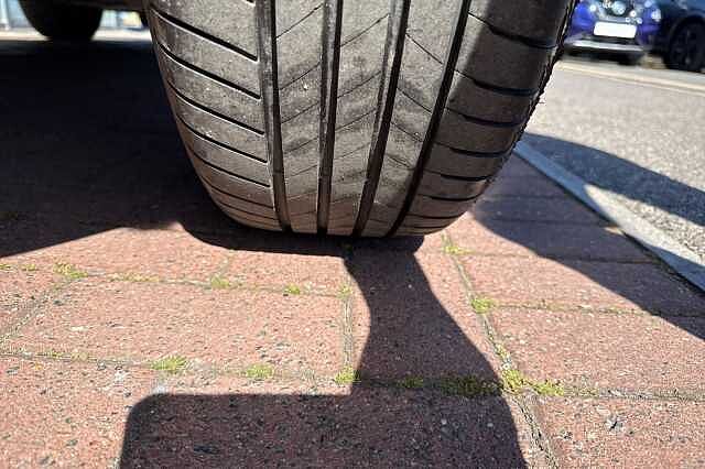 Nissan Juke 1.0 DIG-T (114ps) N-Connecta