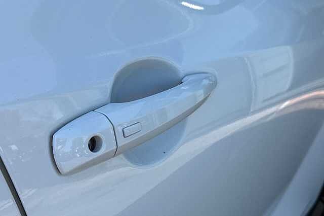 Nissan Juke 1.0 DIG-T (114ps) N-Connecta