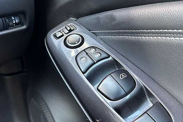 Nissan Juke 1.0 DIG-T (114ps) N-Connecta