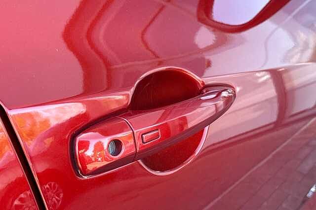 Nissan Juke 1.6 Hybrid (143ps) N-Connecta