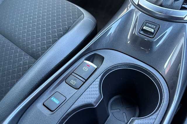 Nissan Juke 1.6 Hybrid (143ps) N-Connecta