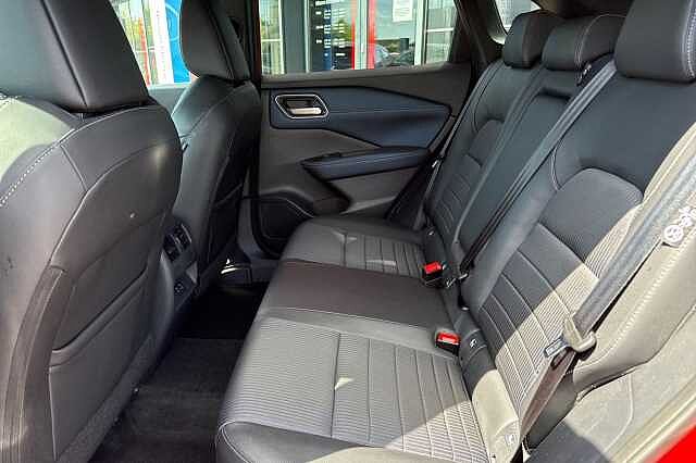 Nissan Qashqai 1.3 DIG-T (158ps) Tekna