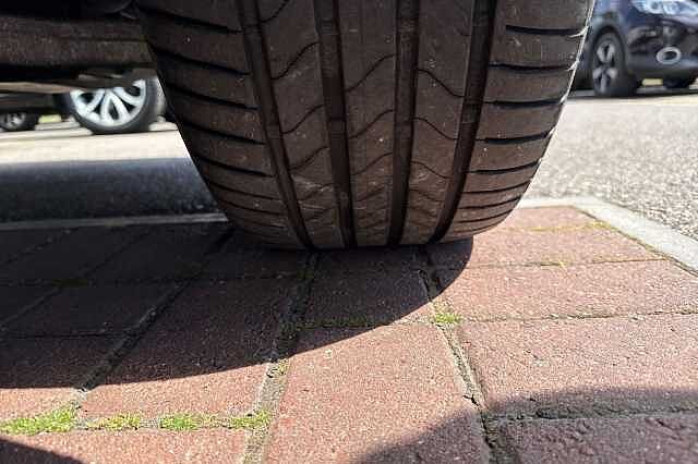 Nissan Qashqai 1.3 DIG-T (158ps) Tekna