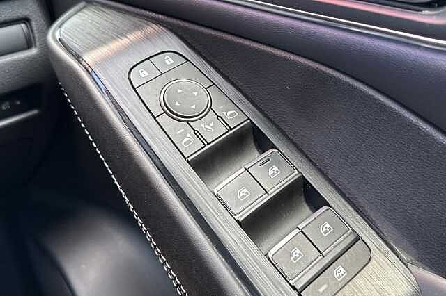 Nissan Qashqai 1.3 DIG-T (158ps) Tekna