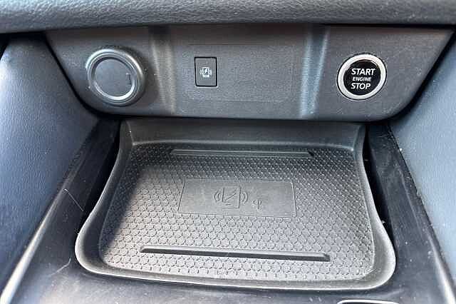 Nissan Qashqai 1.3 DIG-T (158ps) Tekna