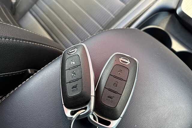 Nissan Qashqai 1.3 DIG-T (158ps) Tekna