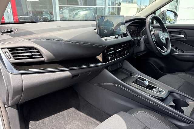 Nissan Qashqai 1.5 e-POWER (190ps) N-Connecta [Glass Roof]