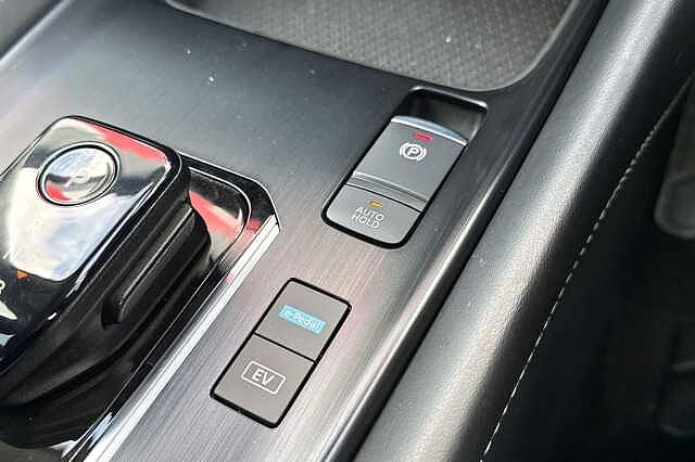 Nissan Qashqai 1.5 e-POWER (190ps) N-Connecta [Glass Roof]