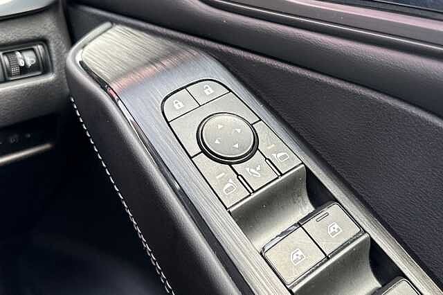 Nissan Qashqai 1.5 e-POWER (190ps) N-Connecta [Glass Roof]