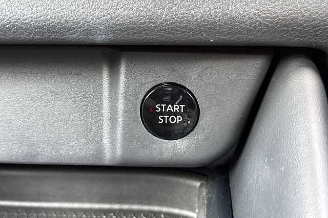 Nissan Qashqai 1.5 e-POWER (190ps) N-Connecta [Glass Roof]